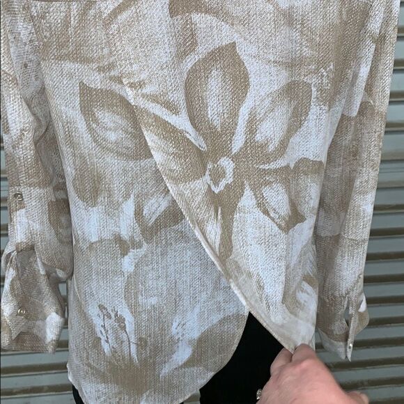 Chico’s button up blouse with cross over  in back - Picture 7 of 8